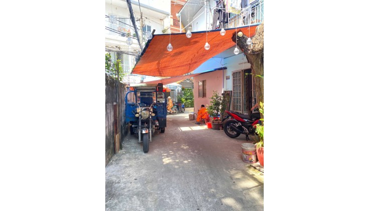 Bán Nhà Bạch Đằng 5x12 , Gần Bà Chiểu, Hàng Xanh Chỉ Hơn 4 Tỉ